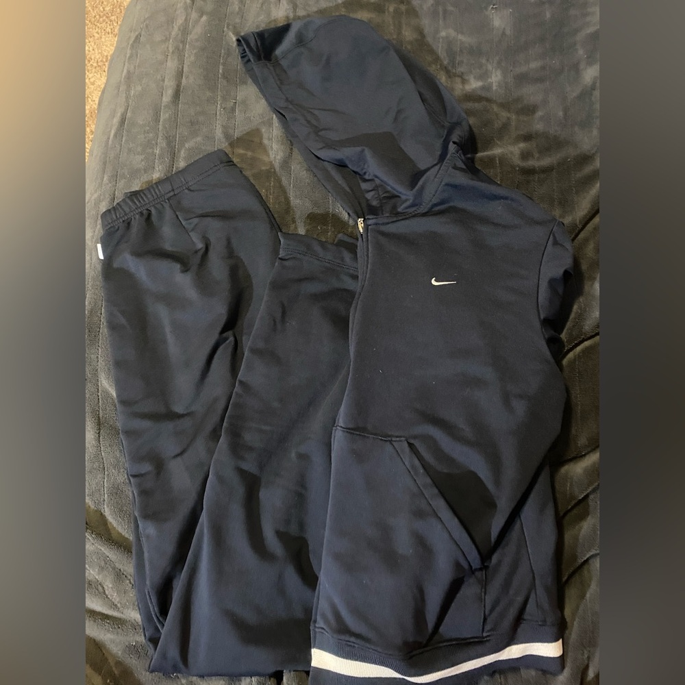 Nike track suit